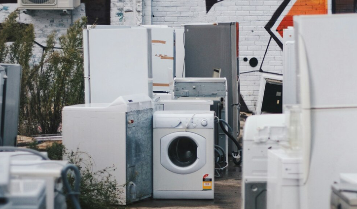 Services 8 Junk Removal